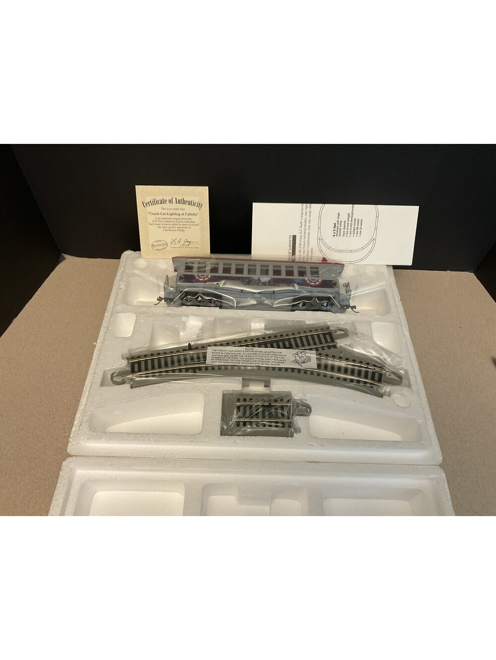 New! HAWTHORNE VILLAGE “Coach Car-Lighting At The Catletts” Box Car.